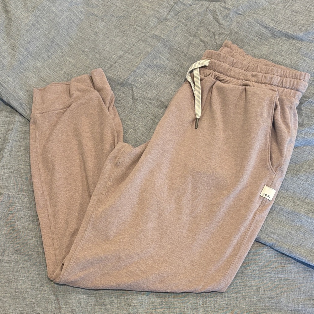 Vuori Jogger Pants